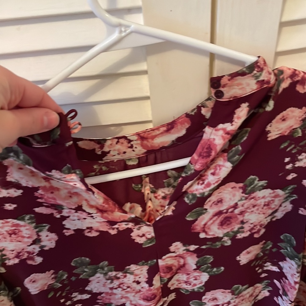 Floral top - Picture 5 of 5